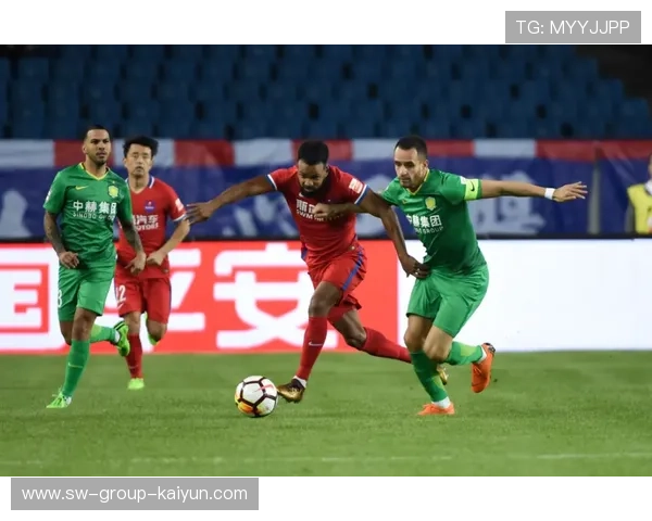 中国足球亚冠联赛：北京国安逆转惊喜晋级，燃爆现场，北京国安亚冠进球视频