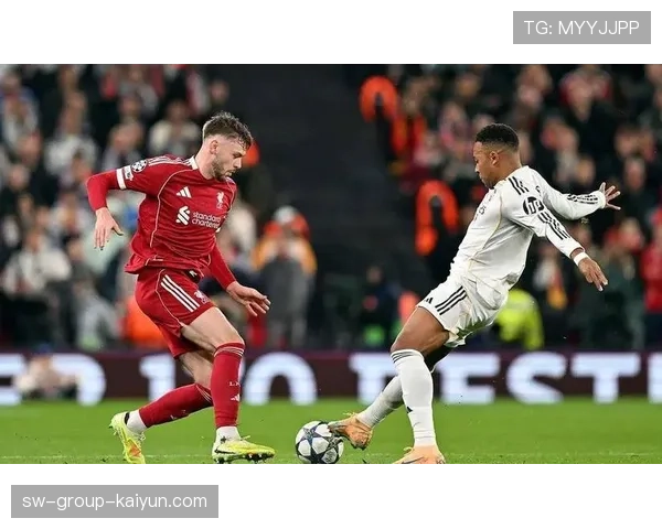 利物浦安菲尔德不容有失，皇马来势汹猛，利物浦安菲尔德壁纸